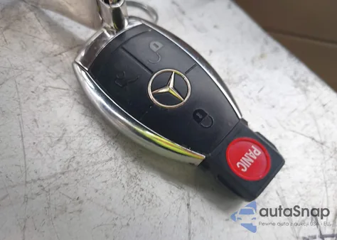 2007 Mercedes-Benz S 550 4Matic z USA, uszkodzony, nr VIN WDDNG86X07A100694